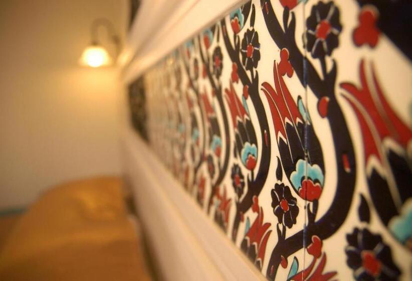 اتاق اکونومی, Novano