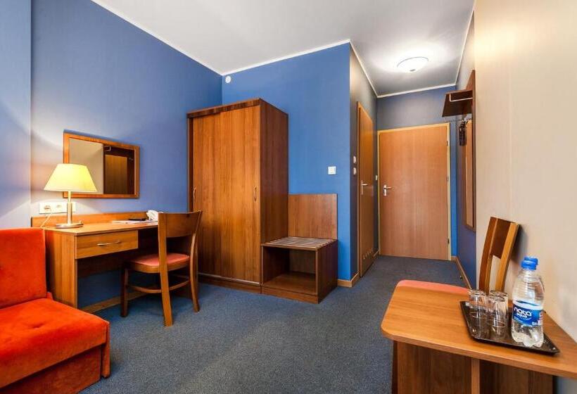 Номер Стандарт, Olivia