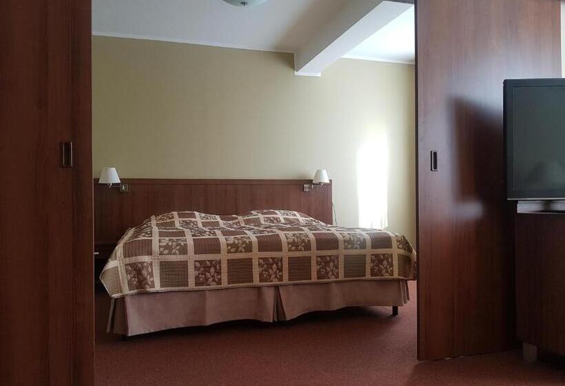 Апартаменты 1 Спальня, Olivia