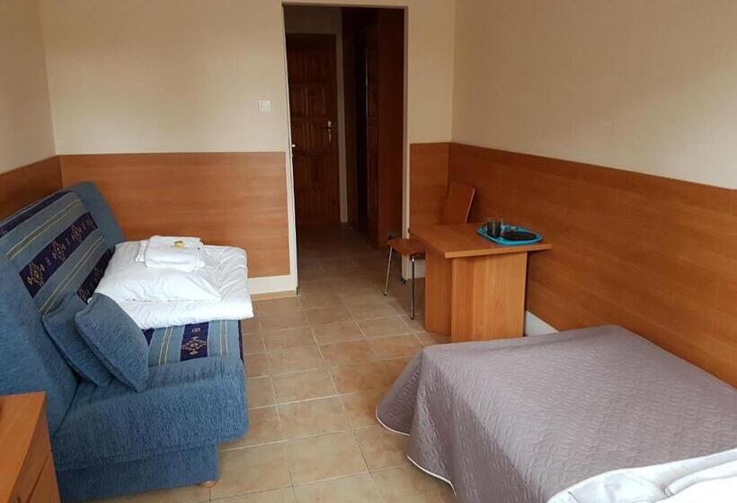 اتاق اکونومی, Ośrodek Wczasowy Bursztyn