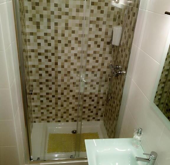 اتاق استاندارد, Pensao Estacao Central