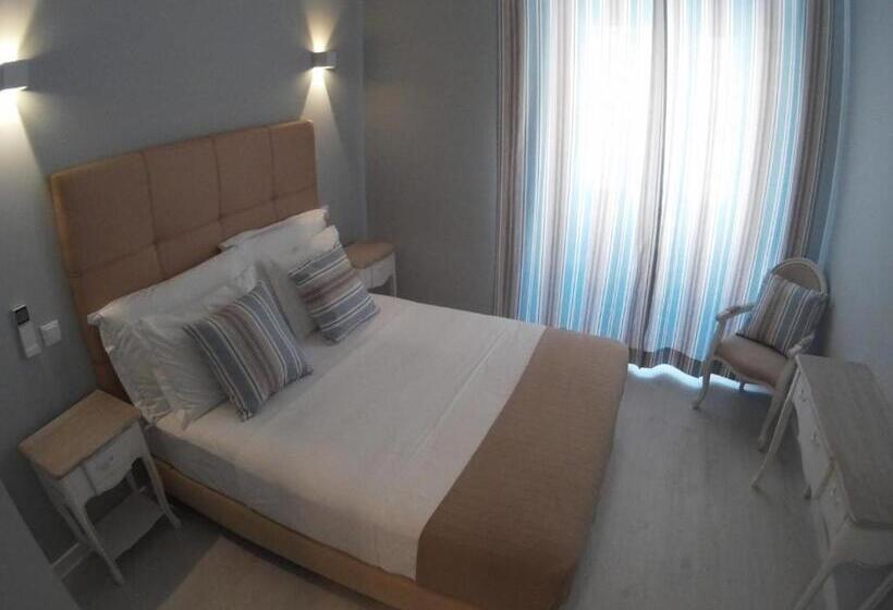 اتاق راحتی, Pensao Estacao Central