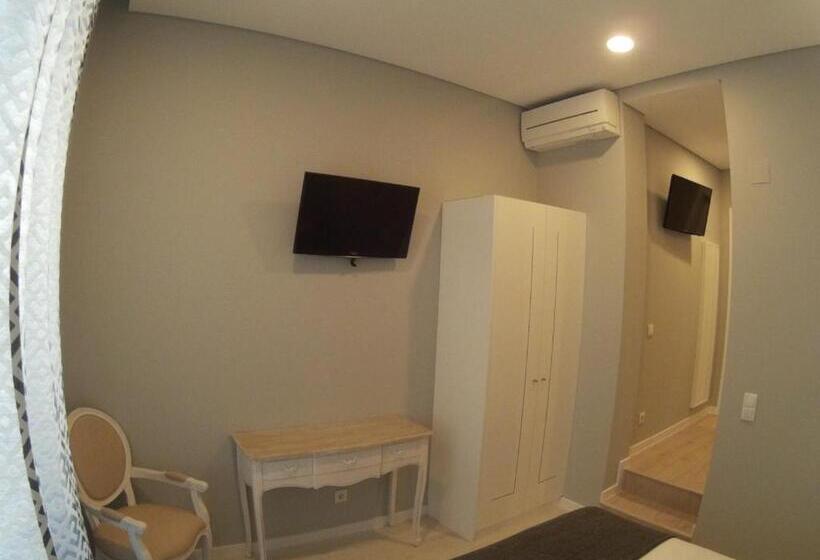 Quarto Triplo Superior, Pensao Estacao Central
