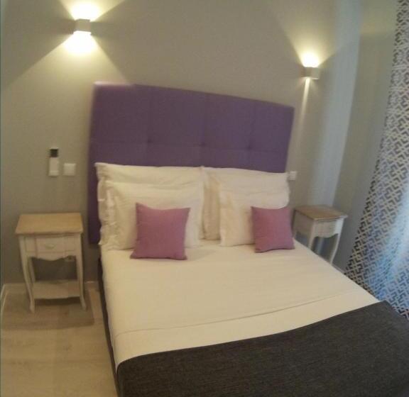 Quarto Triplo Superior, Pensao Estacao Central