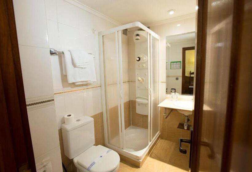 غرفة عائلية, Reyes Catolicos