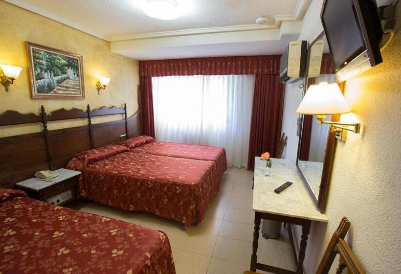 غرفة عائلية, Reyes Catolicos