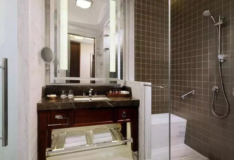 اتاق کلاسیک با تخت دونفره, Sheraton Grand Adana