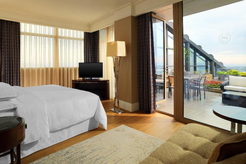 Executive Suite met Kingsize Bed, Sheraton Grand Adana