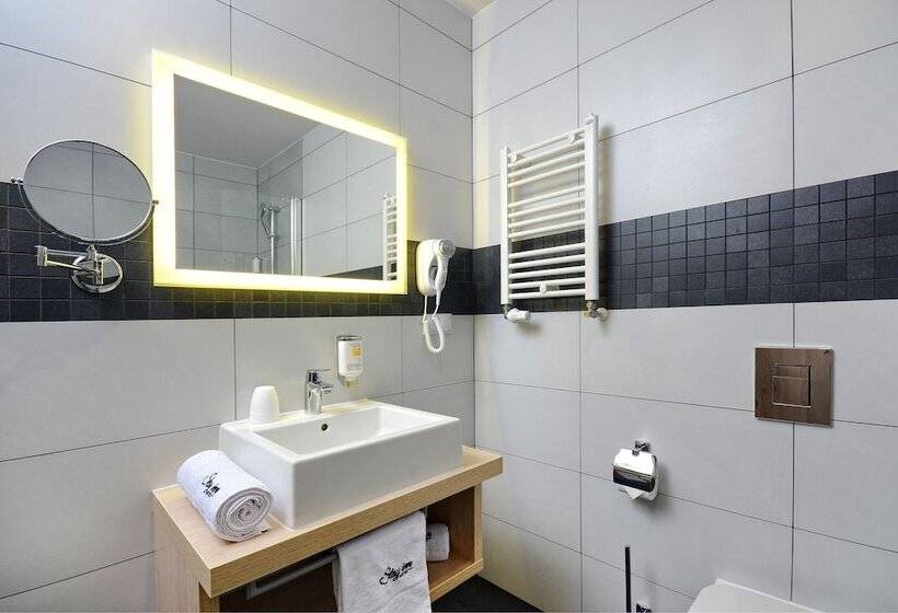 غرفة قياسية ثلاثية, Stay Inn Hotel Gdańsk