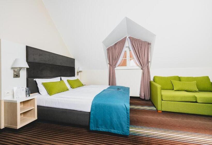 إستوديو قياسى, Stay Inn Hotel Gdańsk