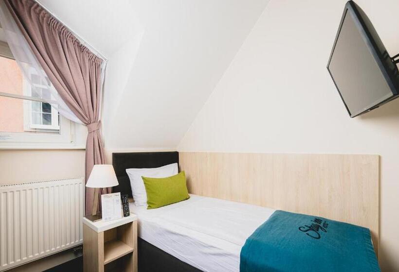 إستوديو قياسى, Stay Inn Hotel Gdańsk