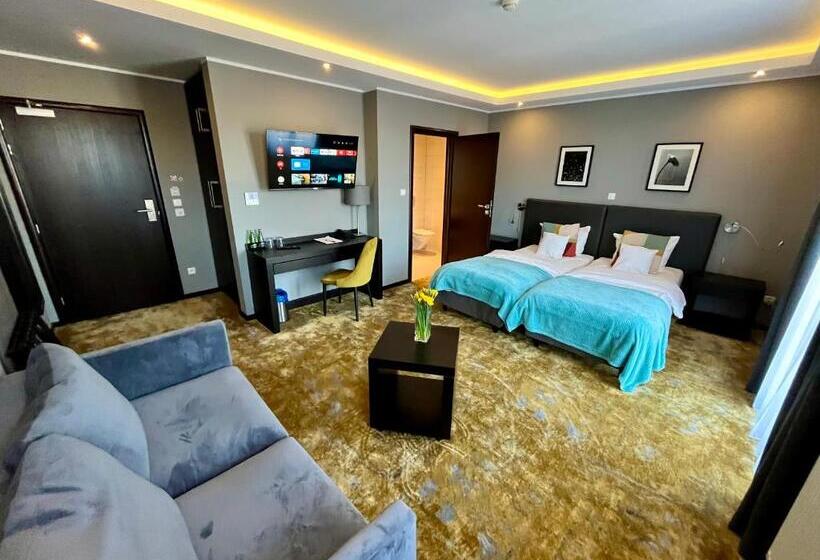 Quarto Superior, Malta Premium
