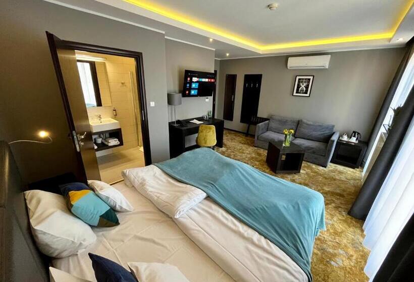 수피리어 룸, Malta Premium