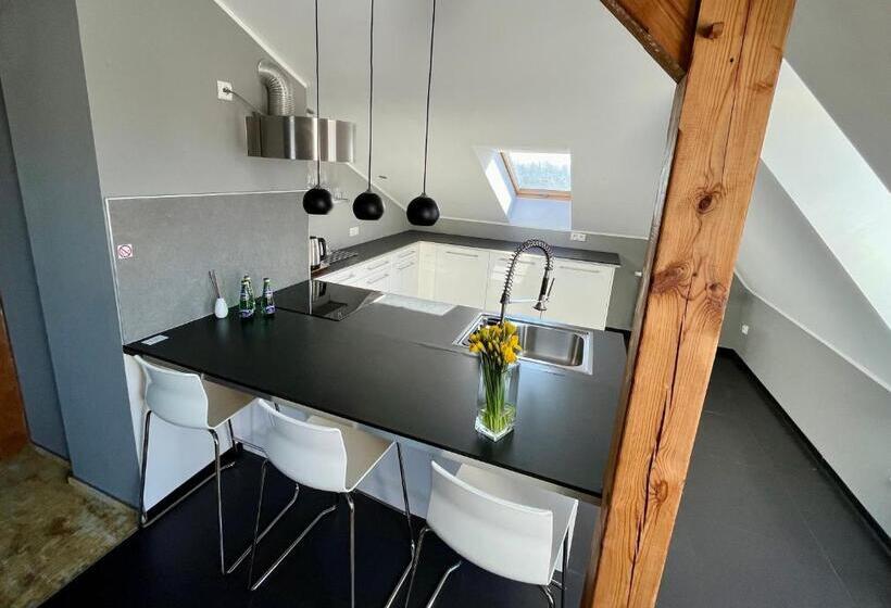 Apartamento 2 Dormitórios, Malta Premium