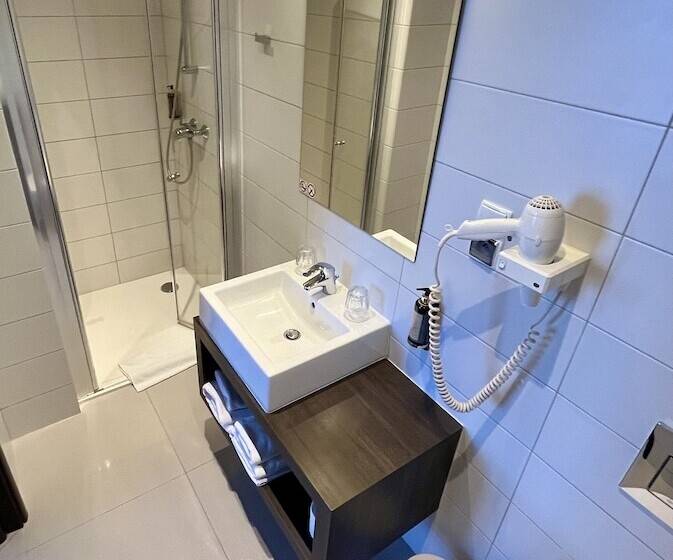 수피리어 룸, Malta Premium