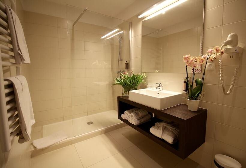 스위트, Malta Premium