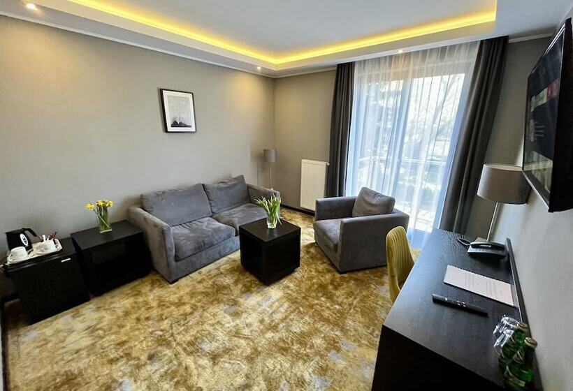 스위트, Malta Premium