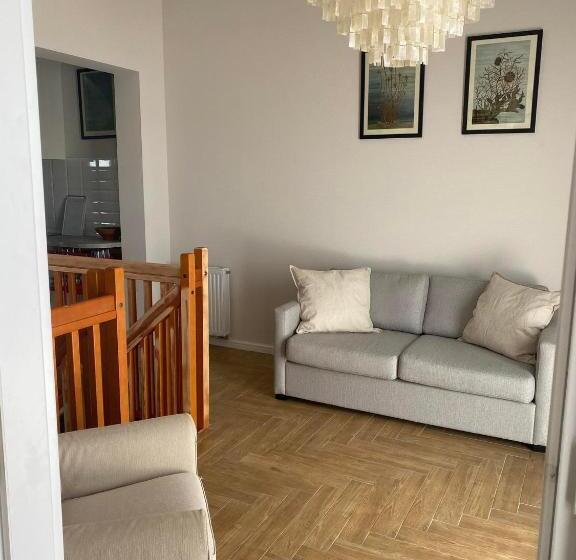 جناح دوبلكس, Rezydencja Bielik