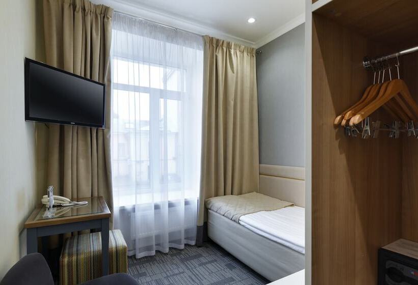 اتاق استاندارد یک نفره, Statskij Sovetnik Hotel Zagorodnyy