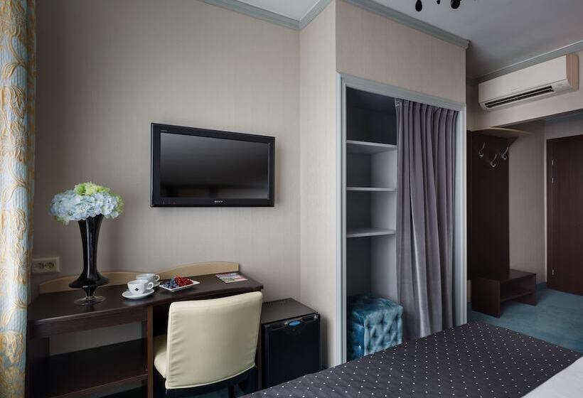 اتاق استاندارد, Statskij Sovetnik Hotel Zagorodnyy