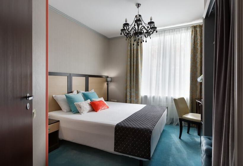 اتاق استاندارد, Statskij Sovetnik Hotel Zagorodnyy