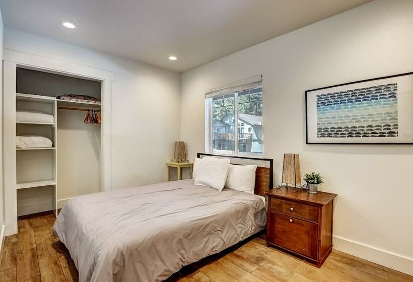 Дом 1 Спальня, Amachen Cabin   Pet & Family Friendly   Woof Woof!