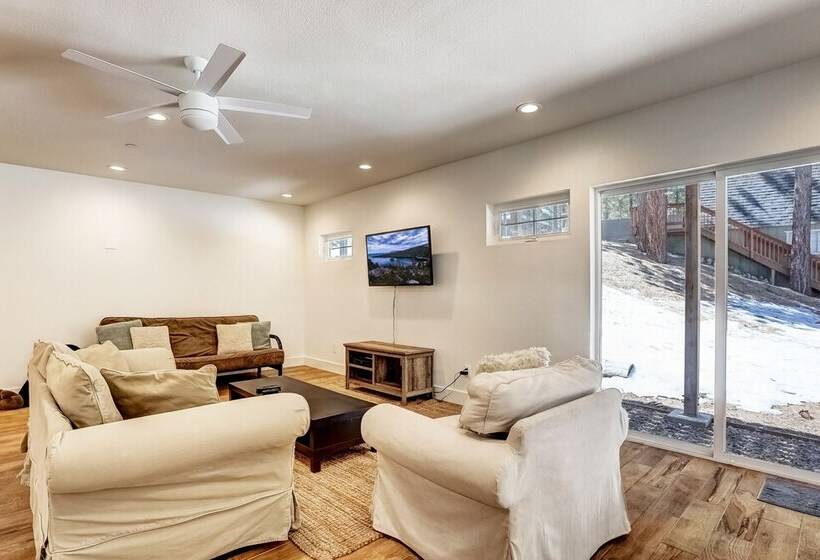 Дом 1 Спальня, Amachen Cabin   Pet & Family Friendly   Woof Woof!