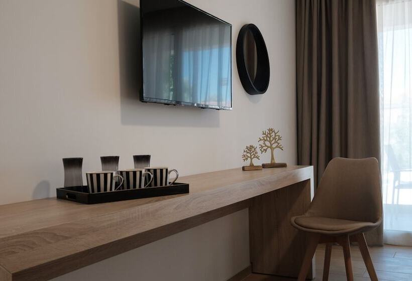 デラックスルーム, Terezas