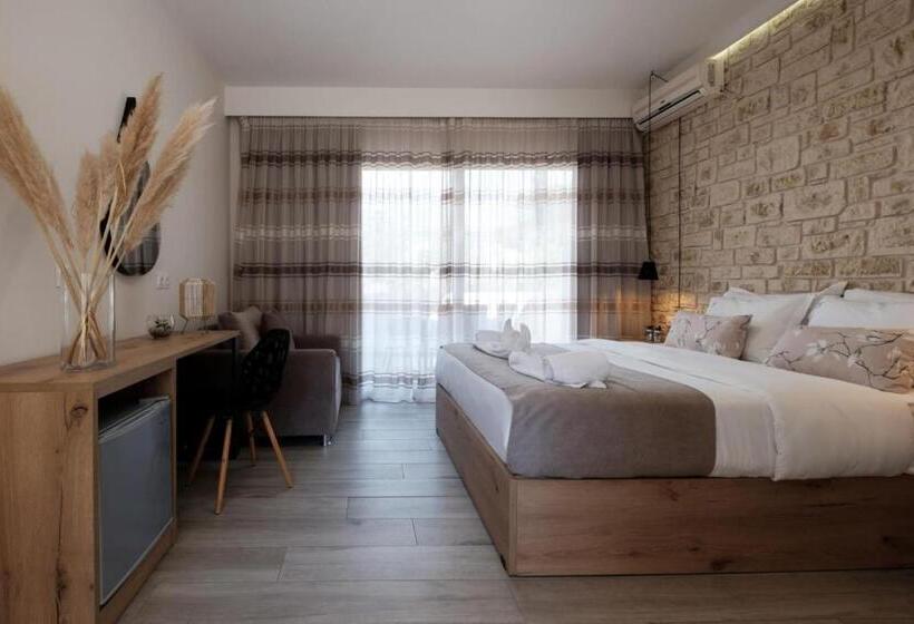 スーペリアトリプルルーム, Terezas