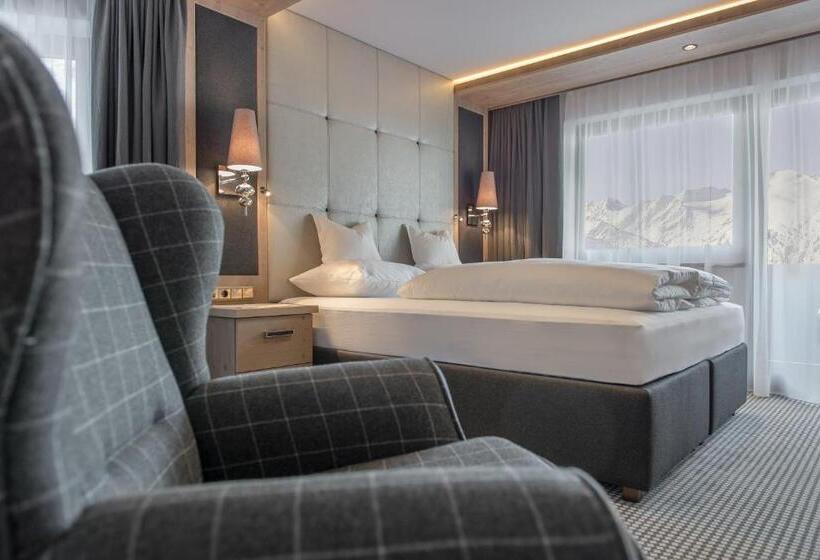 バルコニー付きジュニアスイート, Alpen Wellness Resort Hochfirst