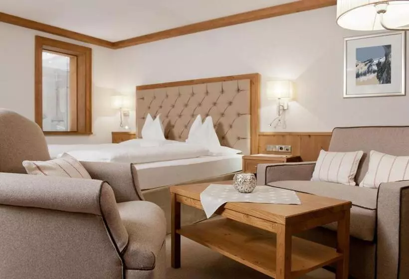 パノラミックビュースタンダードルーム, Alpen Wellness Resort Hochfirst