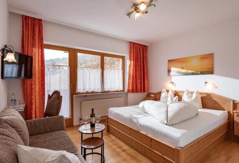 חדר סטנדרט נוף להרים, Pension Gieringer