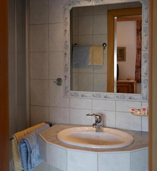 Апартаменты 1 Спальня Вид на Сад, Pension Gieringer