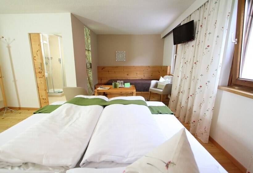 غرفة قياسية ثلاثية, Bio Hotel Stillebach