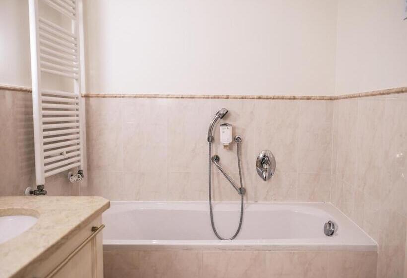 جناح جونيور كومفورت, Falkensteiner Aktiv & Familienhotel Cristallo