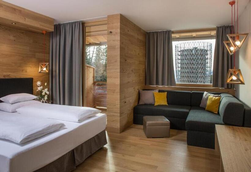 Номер Deluxe, Falkensteiner Aktiv & Familienhotel Cristallo