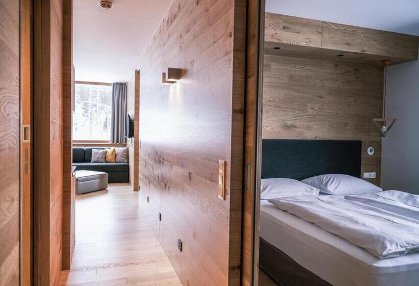 جناح جونيور ديلوكس, Falkensteiner Aktiv & Familienhotel Cristallo