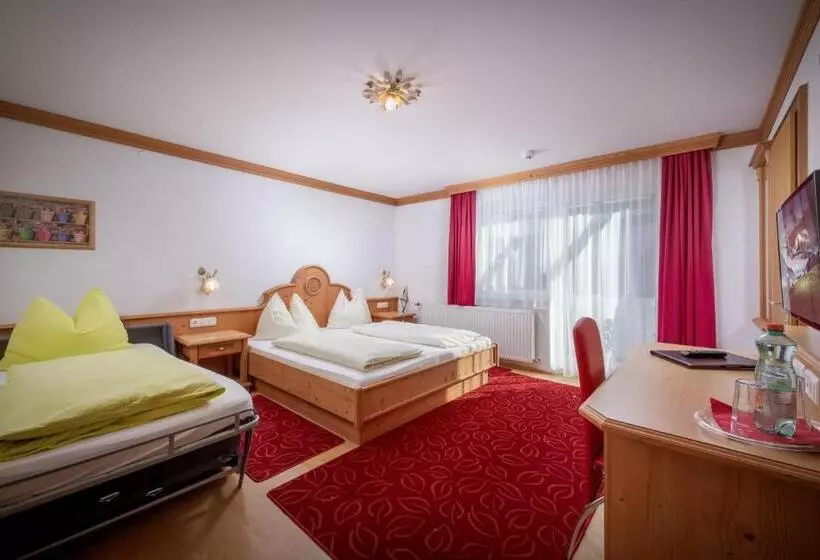 ファミリールーム, Familienhotel Central