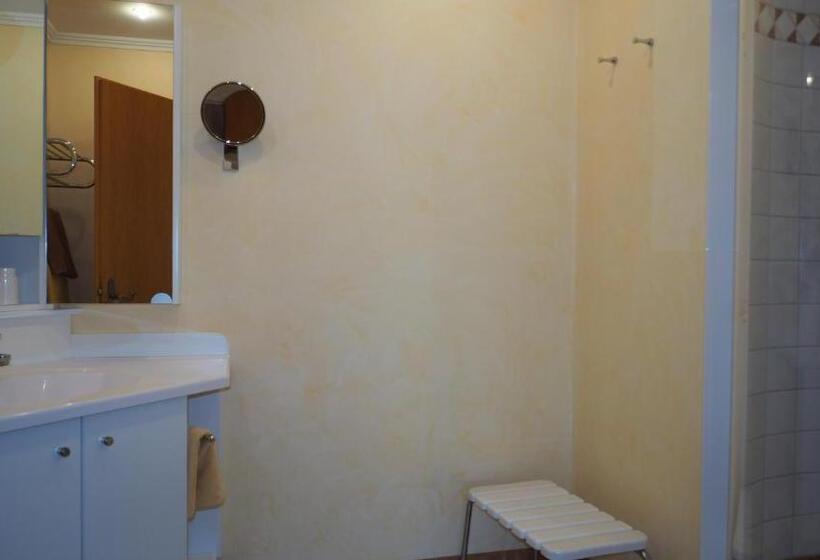 1 Bedroom Apartment Lake View, Frühstückshotel Margret