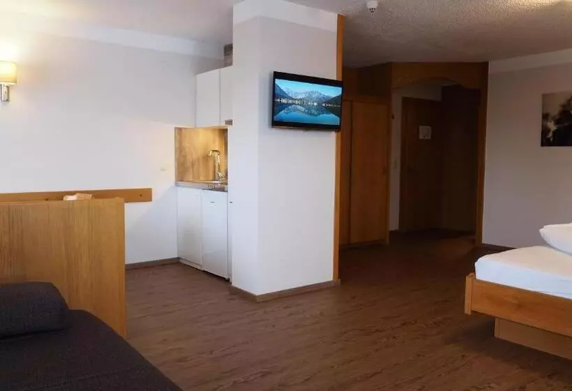 1 Bedroom Apartment Lake View, Frühstückshotel Margret