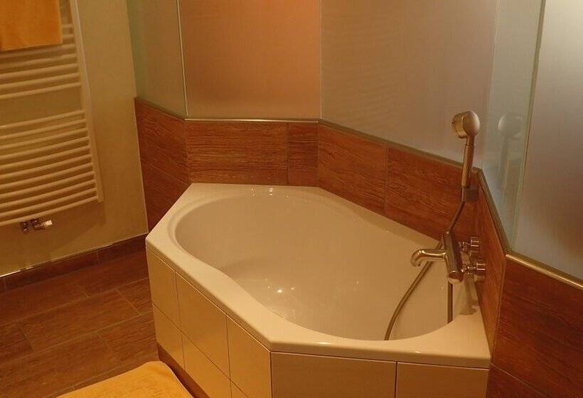 套房, Frühstückshotel Margret