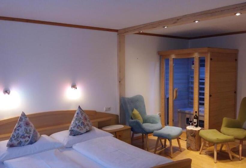 דירת חדר, Grenerhof