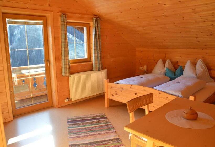 Апартаменты 3 Спальни, Grenerhof