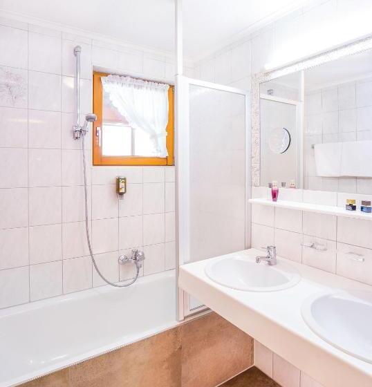 חדר סופריור, Alpenkönigin