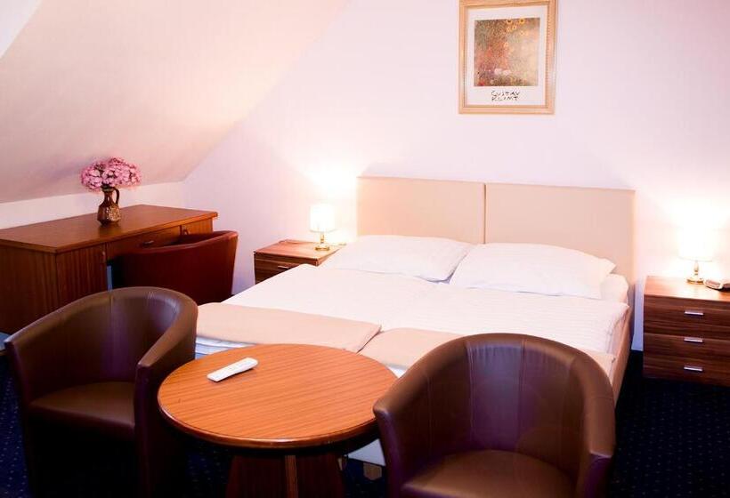 스탠다드 룸, Alter Telegraf