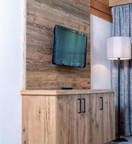 침실 2개 아파트, Das Stoaberg