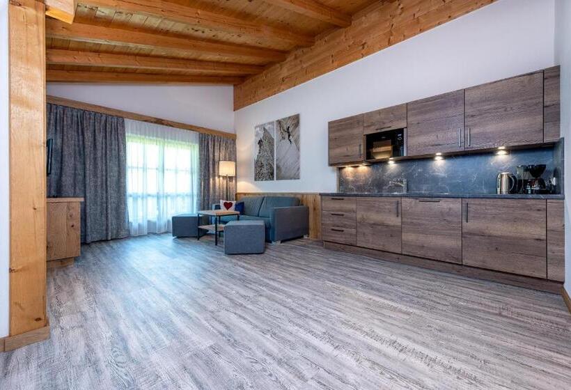 침실 2개 아파트, Das Stoaberg