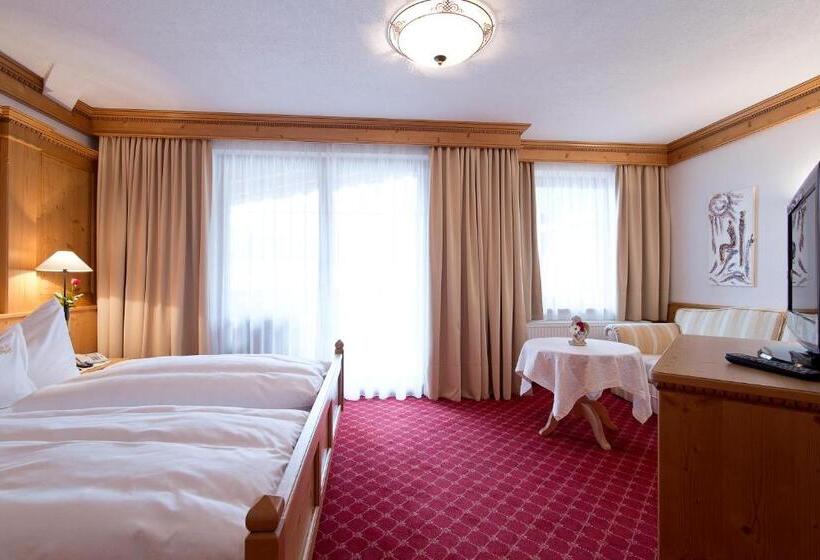 Family Room, Englhof