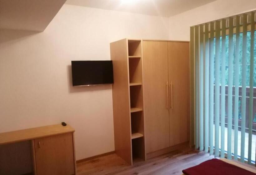 Апартаменты 1 Спальня с Балконом, Ferienhof Gindl Und Gästehaus Gindl