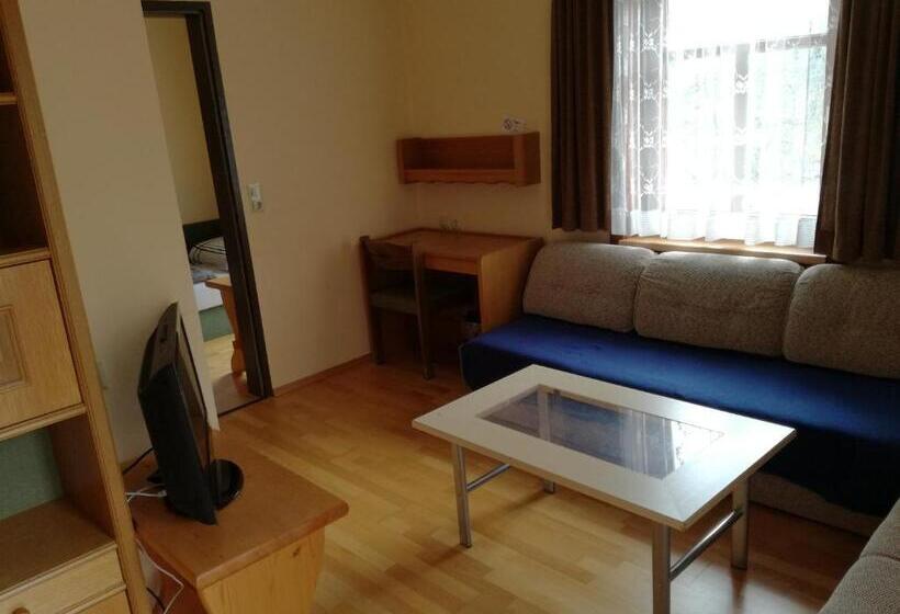 Семейный Номер, Gasthof Kirchenwirt